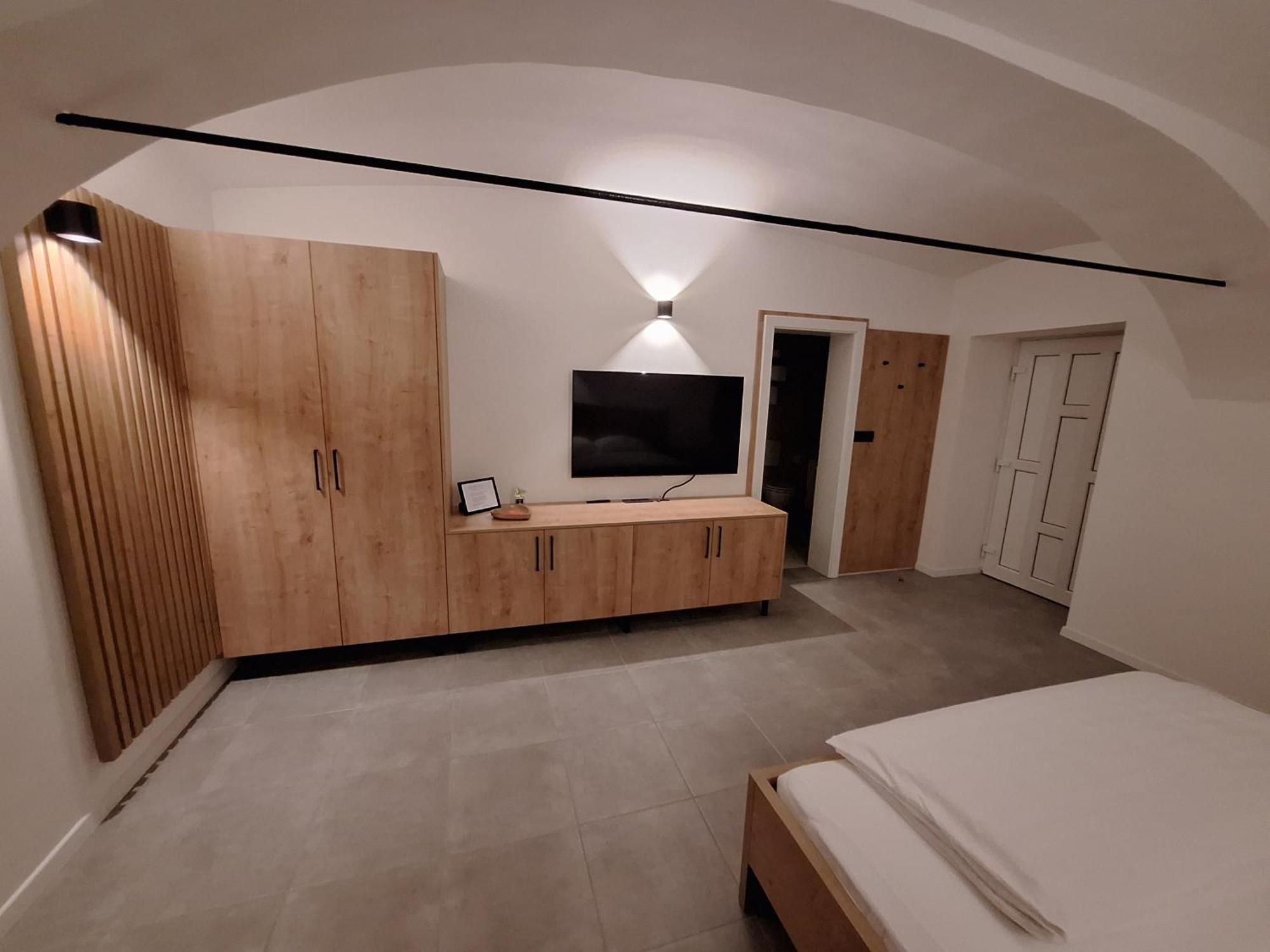 Apartament Prenocisca Kralj Komenda Zewnętrze zdjęcie