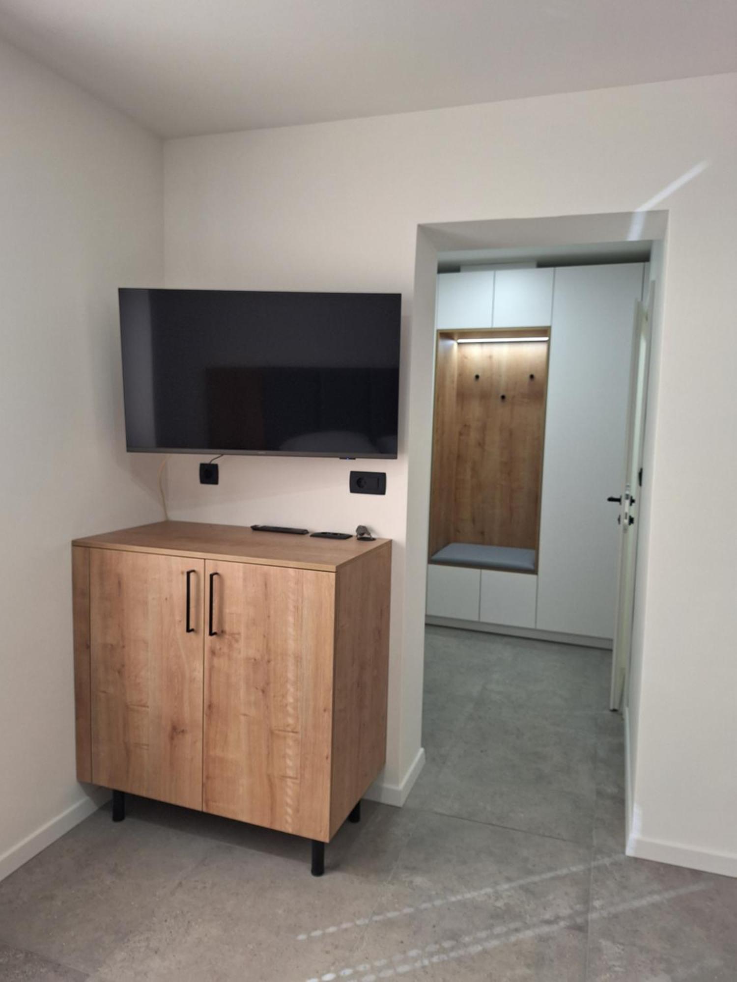 Apartament Prenocisca Kralj Komenda Zewnętrze zdjęcie